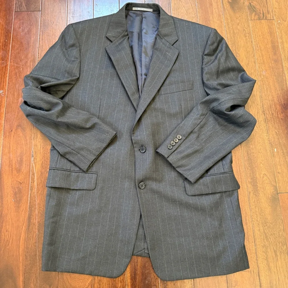 Hickey Freeman 44R Wool Suit‎ Men's Gray Pinstripe 2 Button USA Loro Piana work